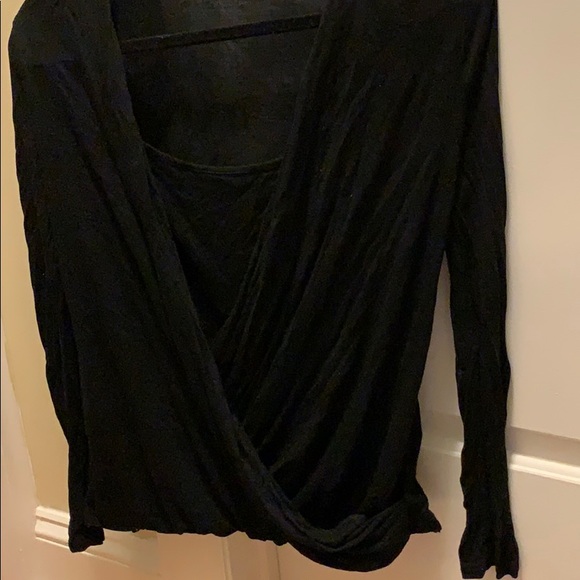 Black top - Picture 2 of 2